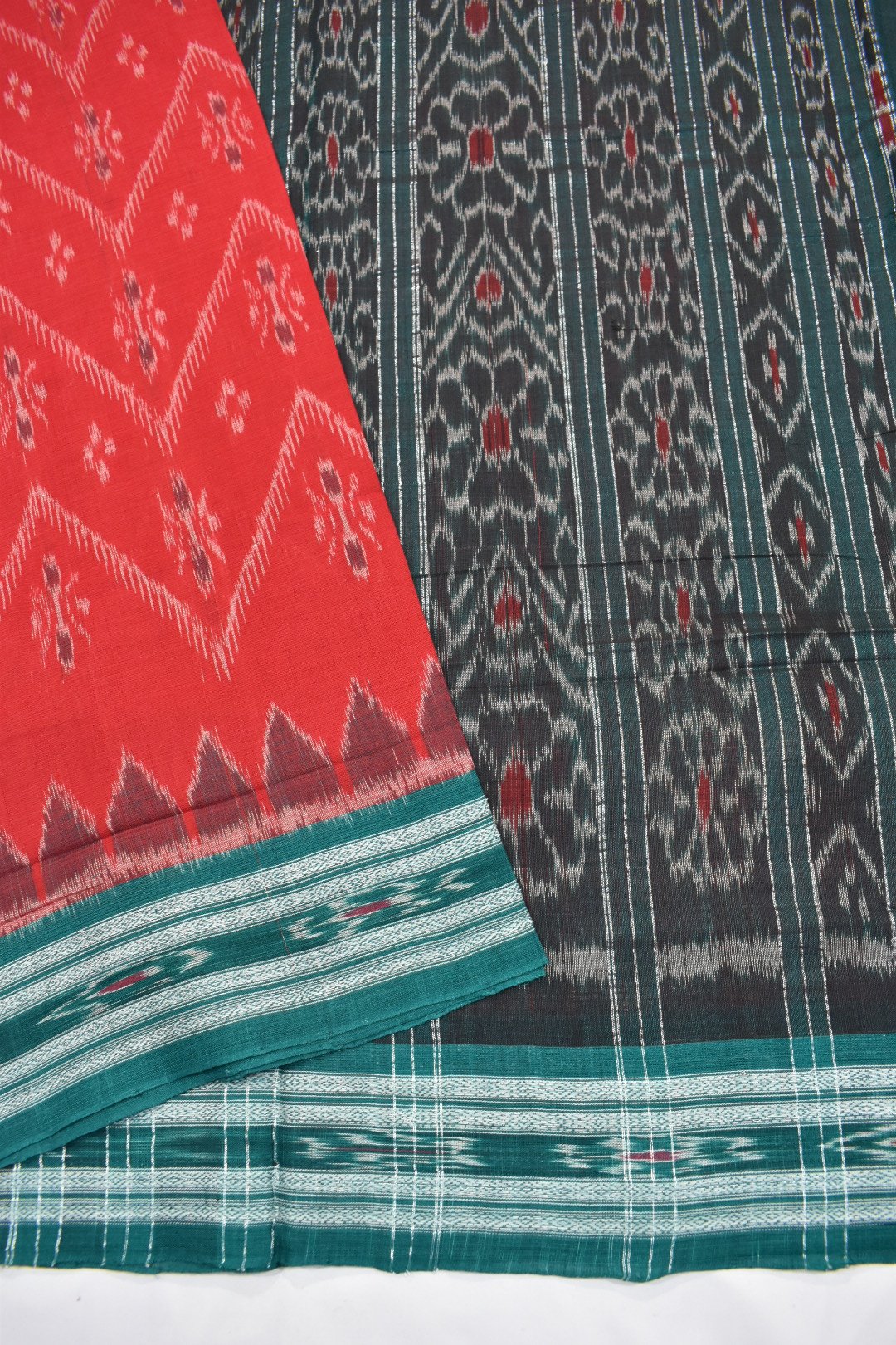 Red Colour Sambalpuri Handloom Cotton Saree - Image 3