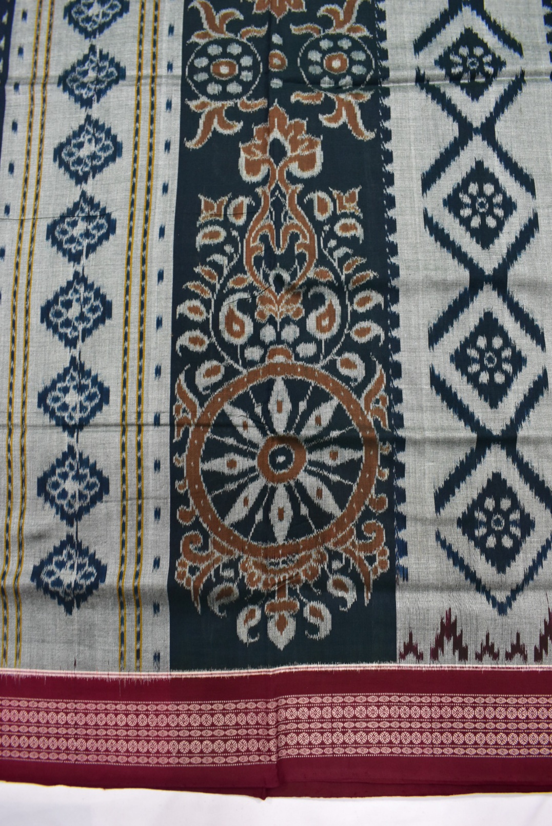 Liteteal Colour Sambalpuri Handloom Cotton Bandha Saree - Image 4