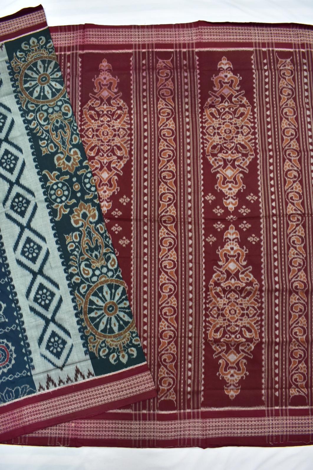 Liteteal Colour Sambalpuri Handloom Cotton Bandha Saree - Image 5