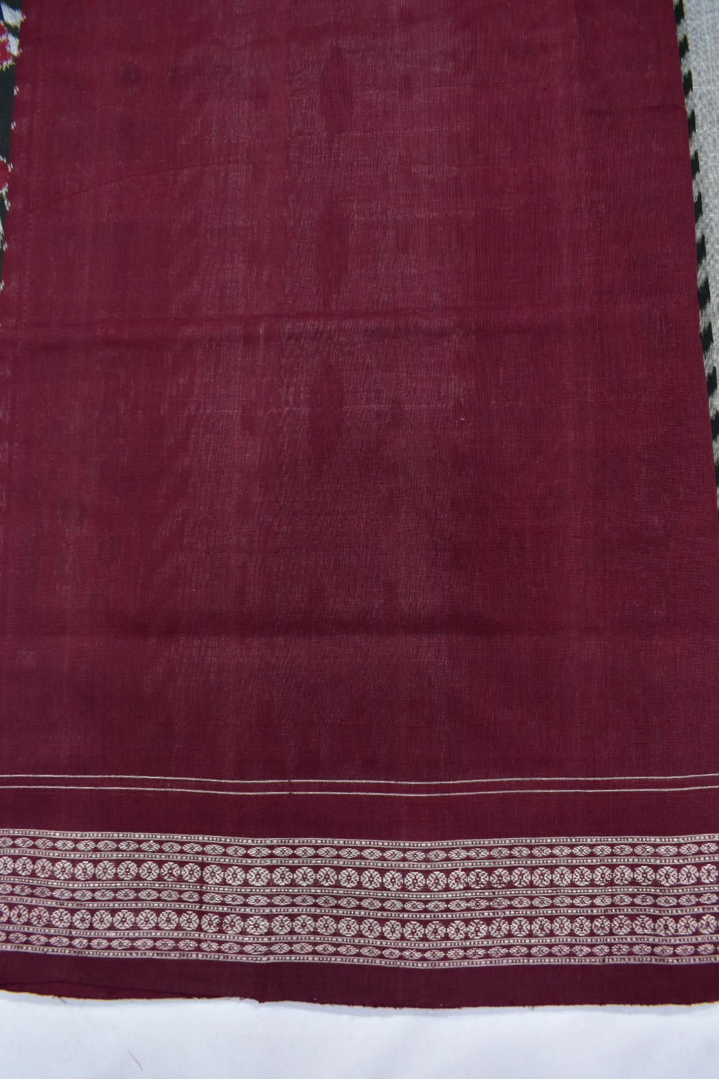 Liteteal Colour Sambalpuri Handloom Cotton Bandha Saree - Image 6
