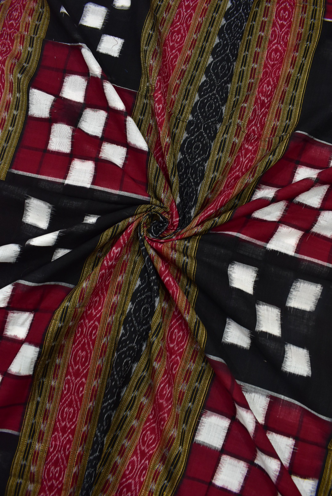 Maroon Colour Pasapali Design Sambalpuri Handloom Cotton Dress Material - Image 7