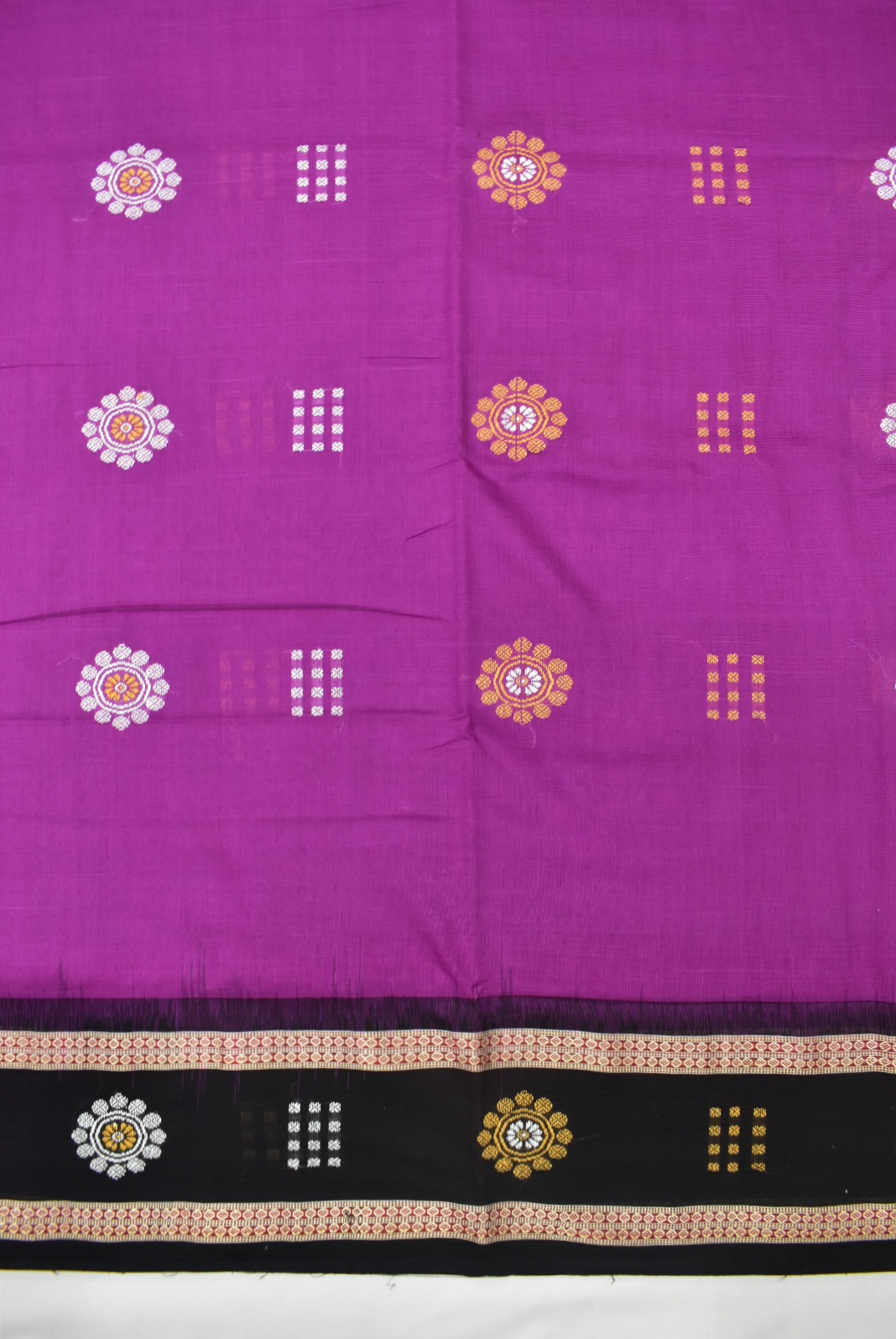 Rani Colour Sambalpuri Handloom Cotton Bomkai Saree - Image 4