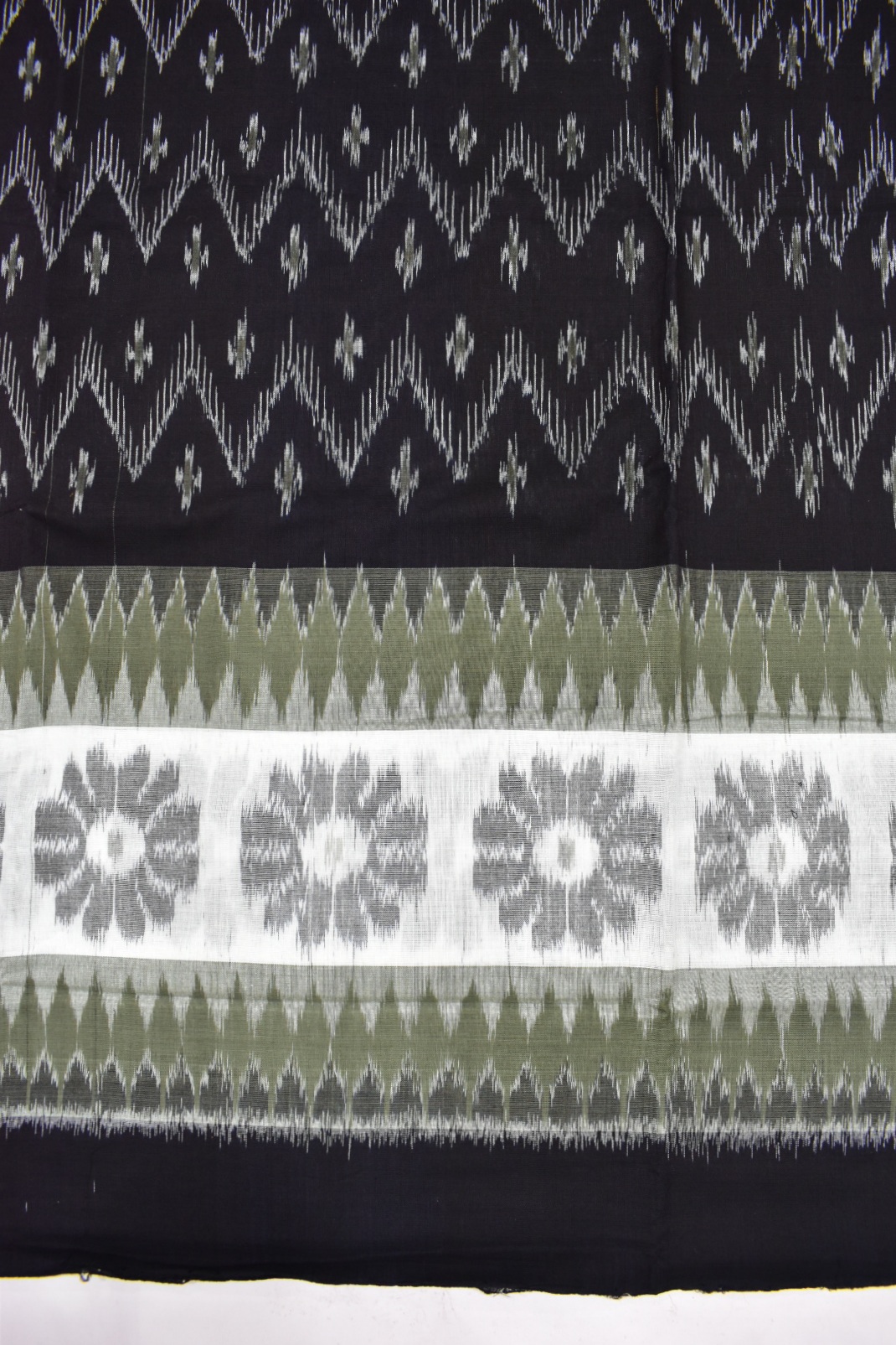 Black Colour Sambalpuri Handloom Cotton Saree - Image 4