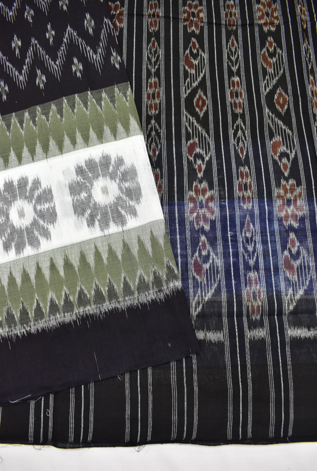 Black Colour Sambalpuri Handloom Cotton Saree - Image 3