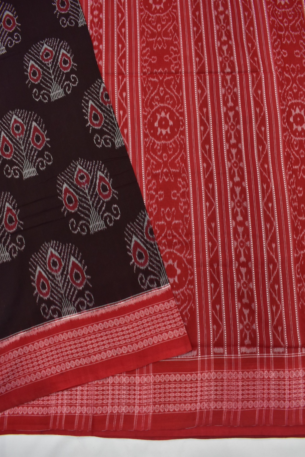 Coffe Colour Sambalpuri Handloom Cotton Bandha Saree - Image 3