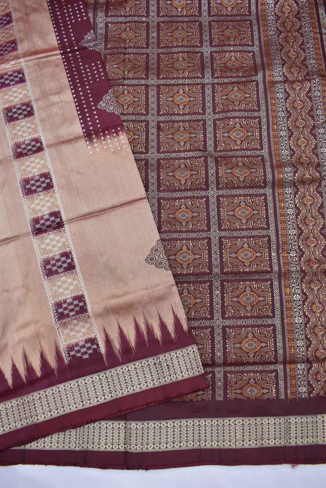 Sand Colour Sambalpuri Handloom Silk Bandha Saree - Image 3