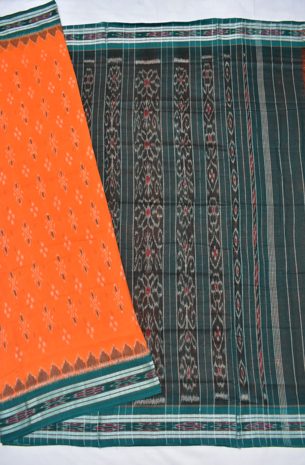 Orange Colour Sambalpuri Handloom Bandha Saree - Image 5