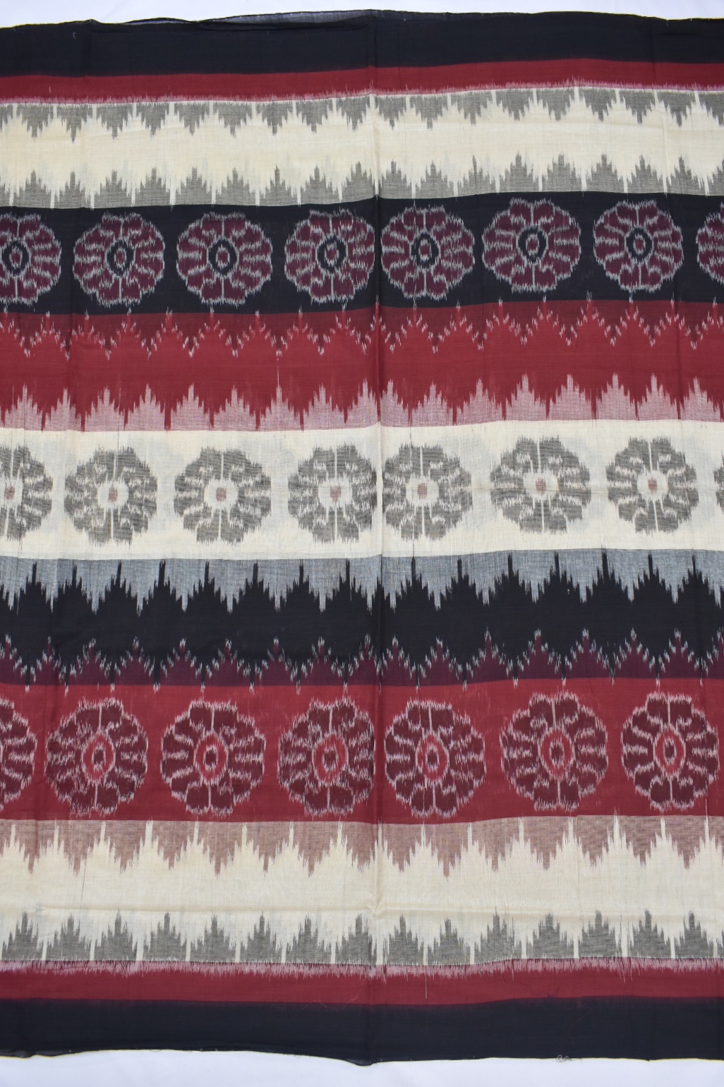 Maroon-Cream Colour Sambalpuri Handloom Bandha Saree