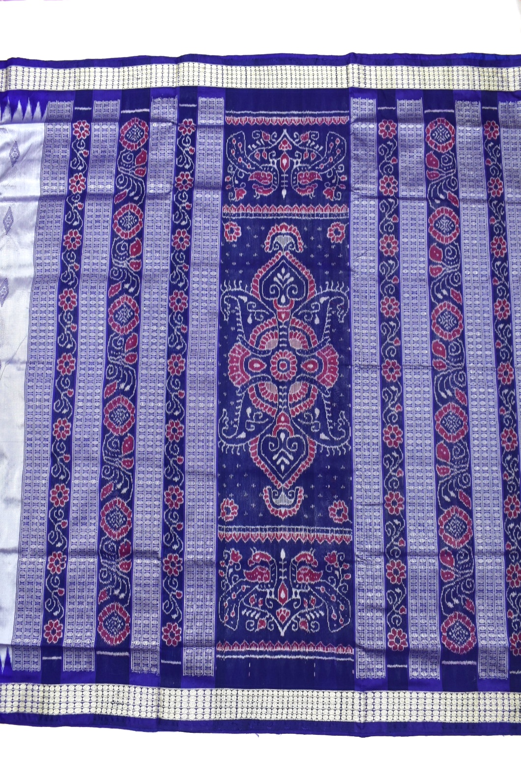 Silver-Blue Combination Sambalpuri Handloom Silk Saree - Image 2