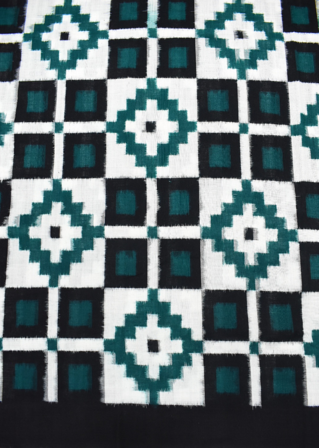 Green-White Colour Pasapali Design Sambalpuri Handloom Cotton Dress Material - Image 4