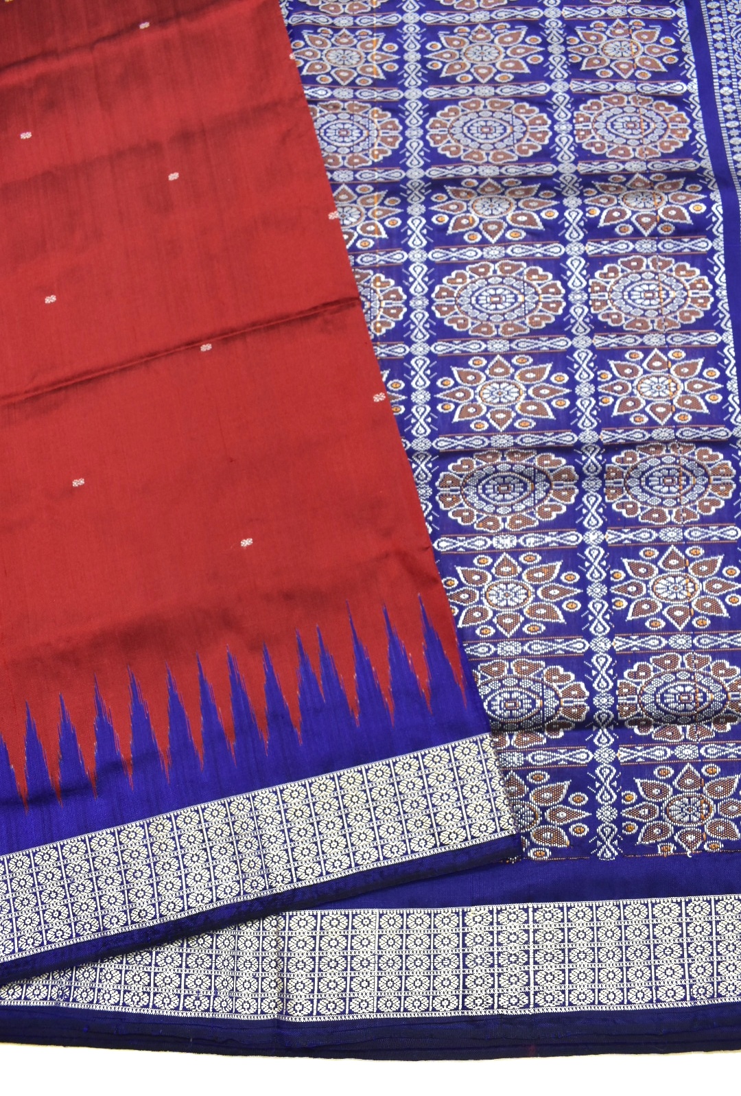 Maroon Colour Sambalpuri Handloom Bomkai Silk Saree - Image 3