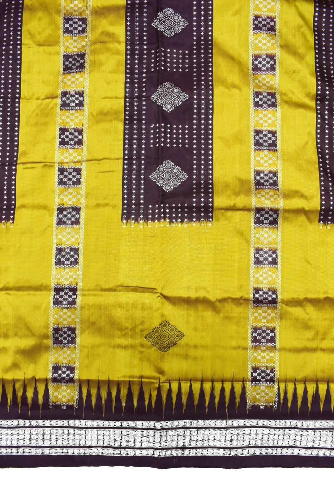 Goldenyellow Colour Sambalpuri Handloom Bomkai Silk Saree - Image 4