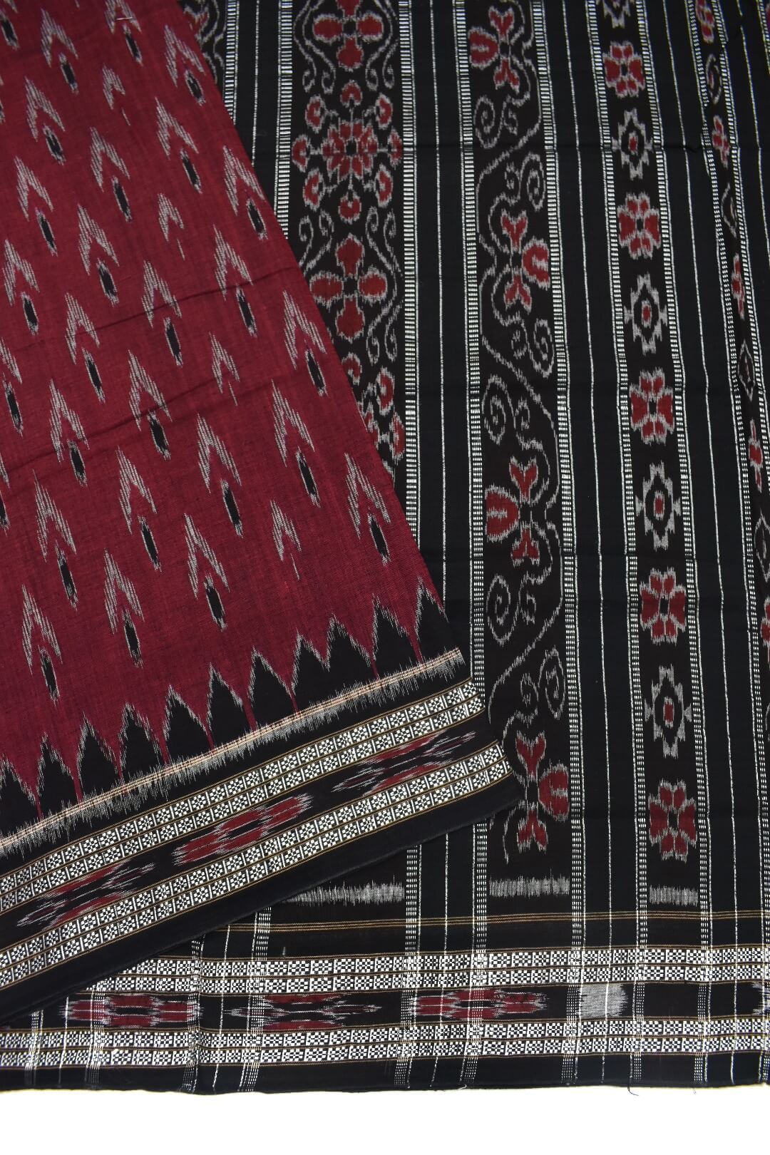 Maroon Colour Sambalpuri Handloom Cotton Saree - Image 3