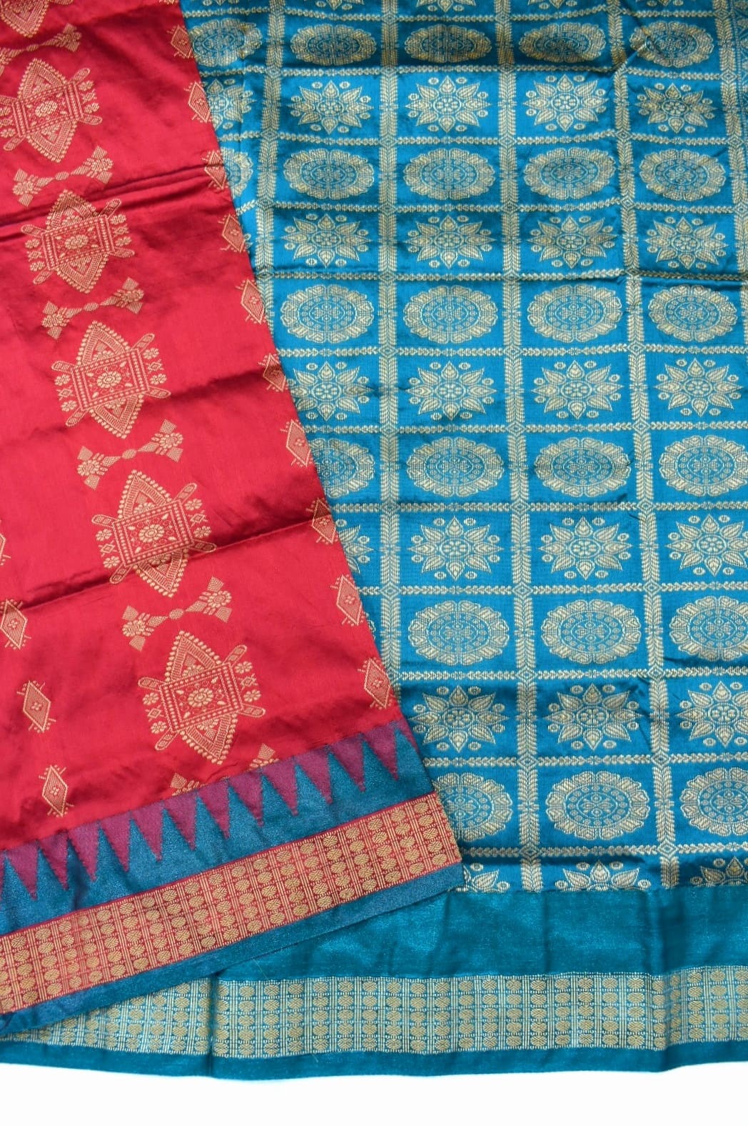 Red Colour Sambalpuri Handloom Bomkai Mix Silk Saree. - Image 3
