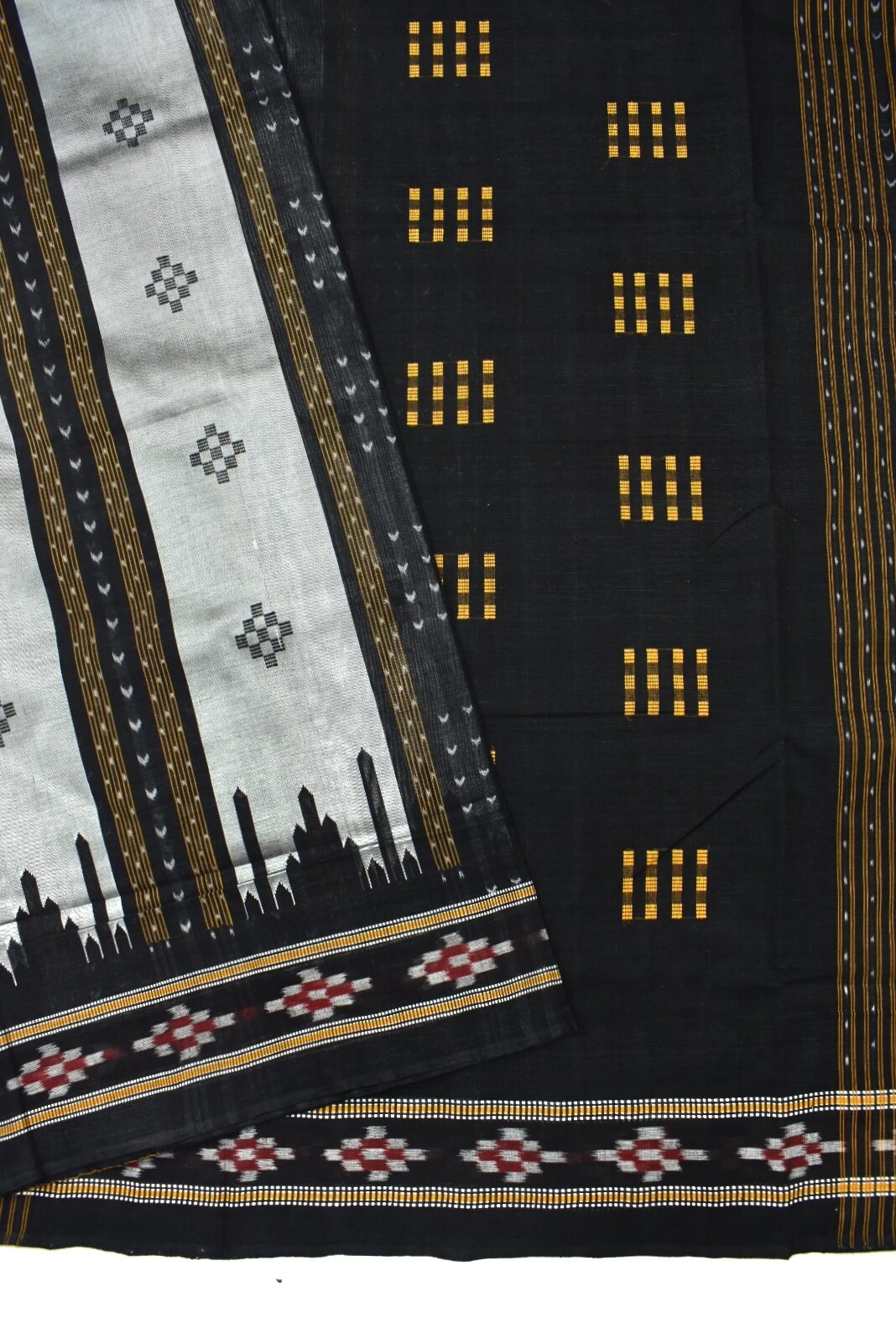 Gray-Black Sambalpuri Handloom Cotton and Silk Mix Bapta Saree - Image 3
