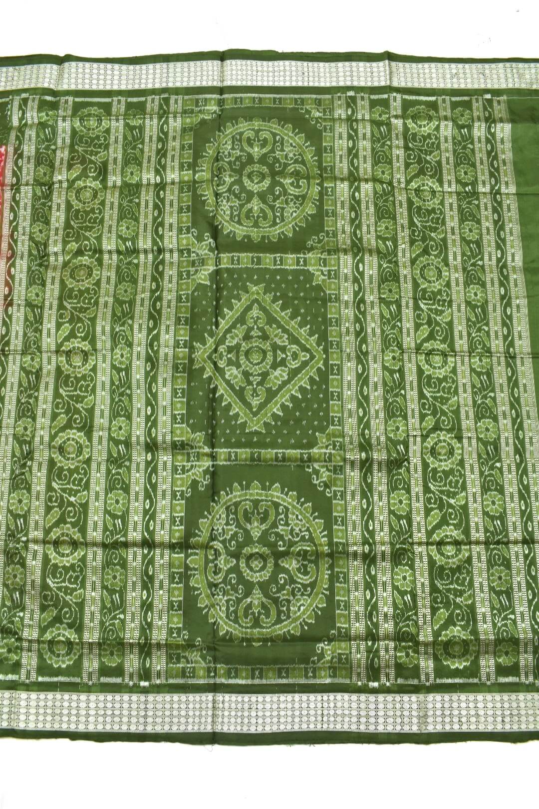 Red-Mahendi Combination Sambalpuri Handloom Bandha Silk Saree - Image 2