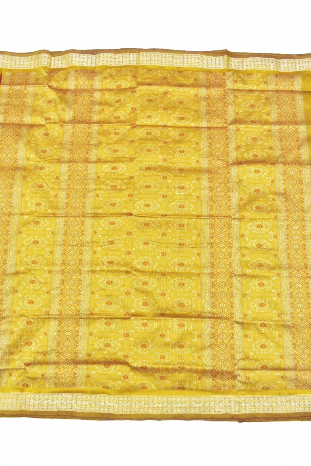 Red Colour Sambalpuri Handloom Bomkai Silk Saree - Image 2