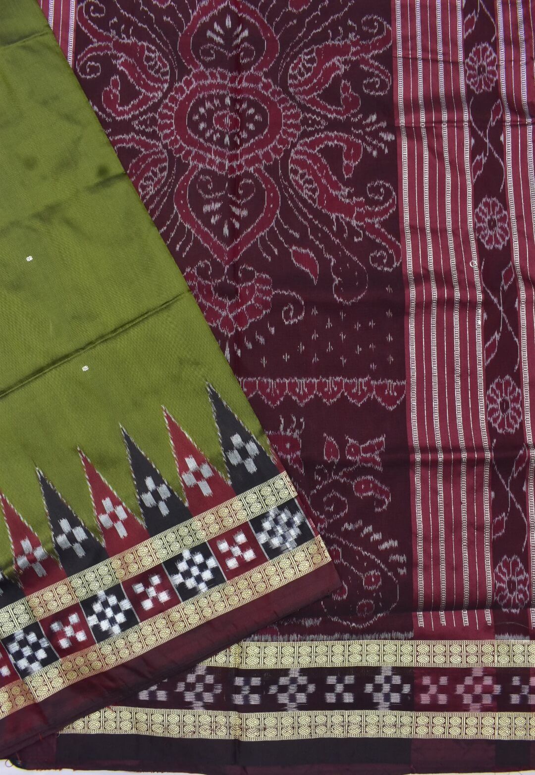 Olive Colour Pasapali Design Sambalpuri Handloom Bandha Silk Saree - Image 3