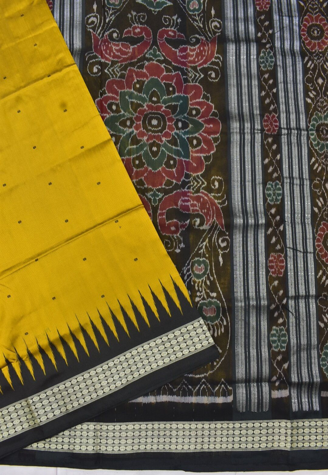 Mustard Colour Sambalpuri Handloom Bandha Silk Saree - Image 3