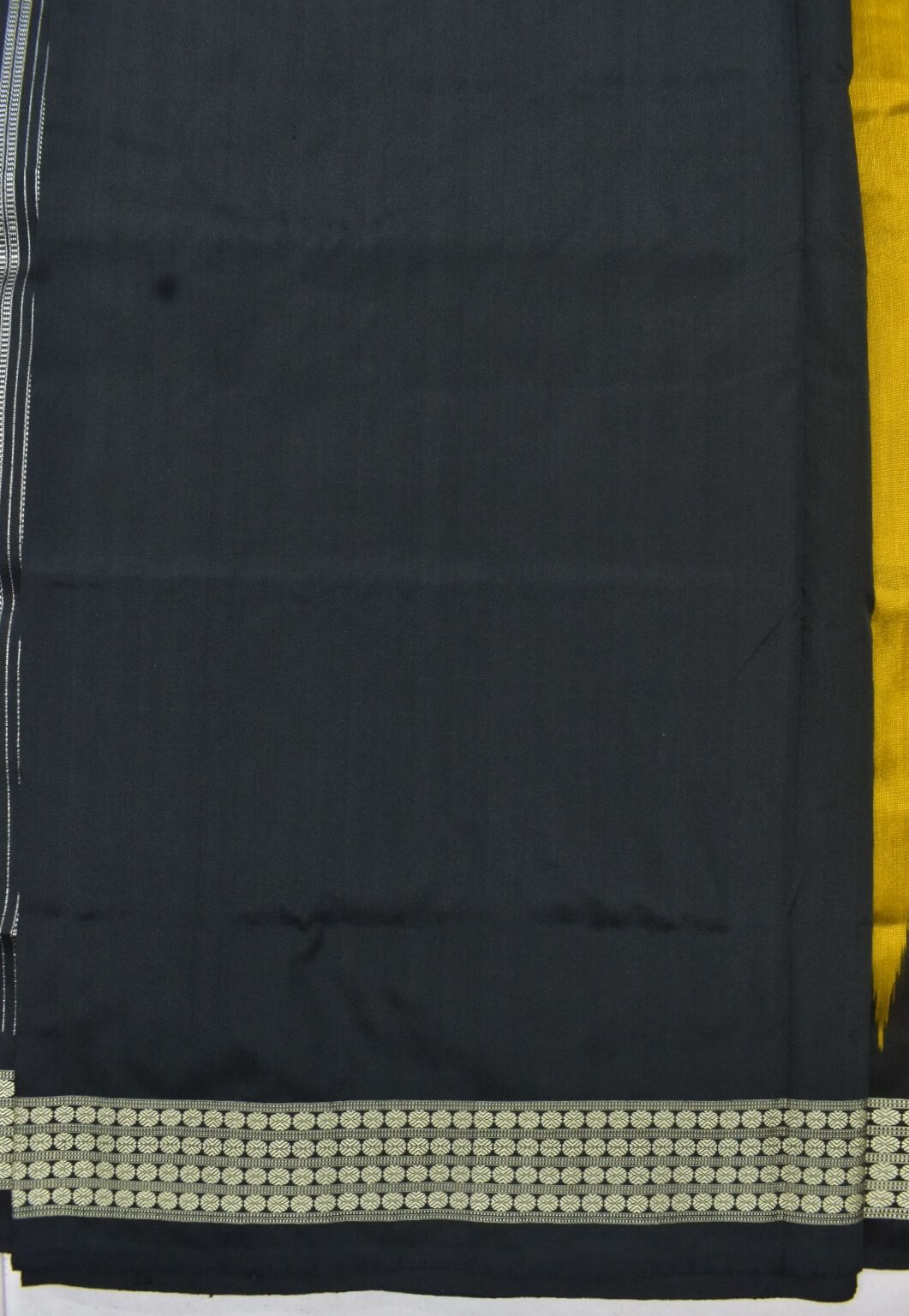 Mustard Colour Sambalpuri Handloom Bandha Silk Saree - Image 5