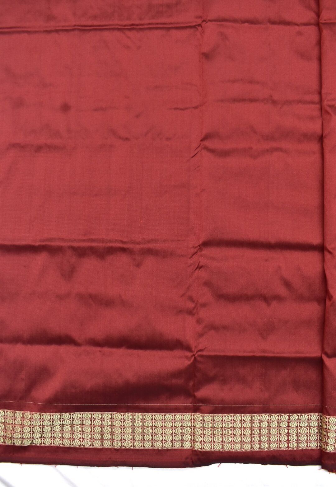 Green-Maroon Half Half Design Sambalpuri Handloom Silk Saree - Image 6