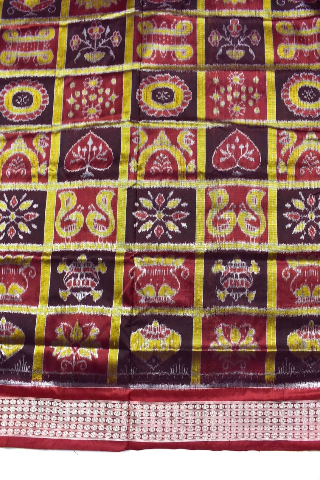 Coffe-Maroon Combination Nabakothi Design Sambalpuri Handloom Bandha Silk Saree - Image 4