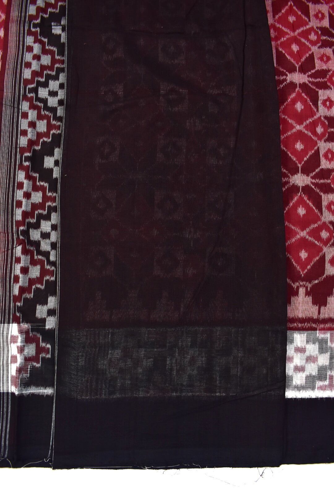 Maroon Colour Plane Border Sambalpuri Handloom Cotton Saree - Image 5