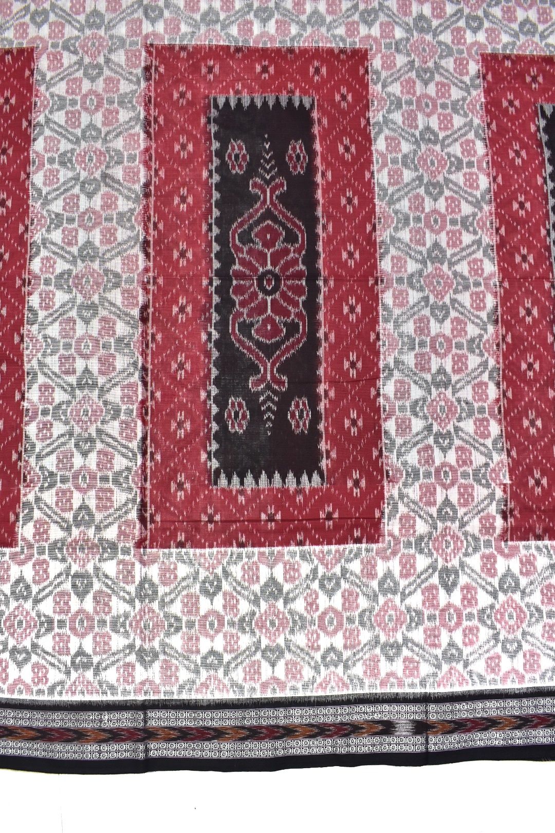 Lite Colour Sambalpuri Handloom Mania Bandha Cotton Saree - Image 4