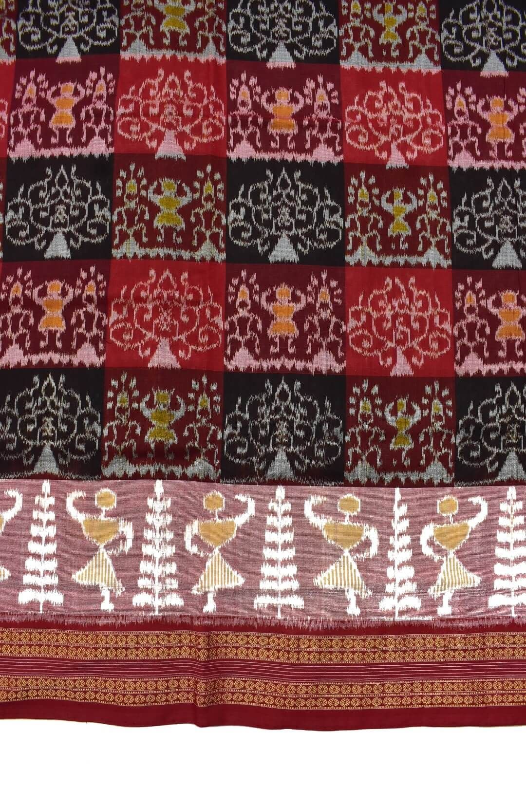 Red-Black Tribal Design Sambalpuri Handloom Bandha Cotton Saree - Image 4