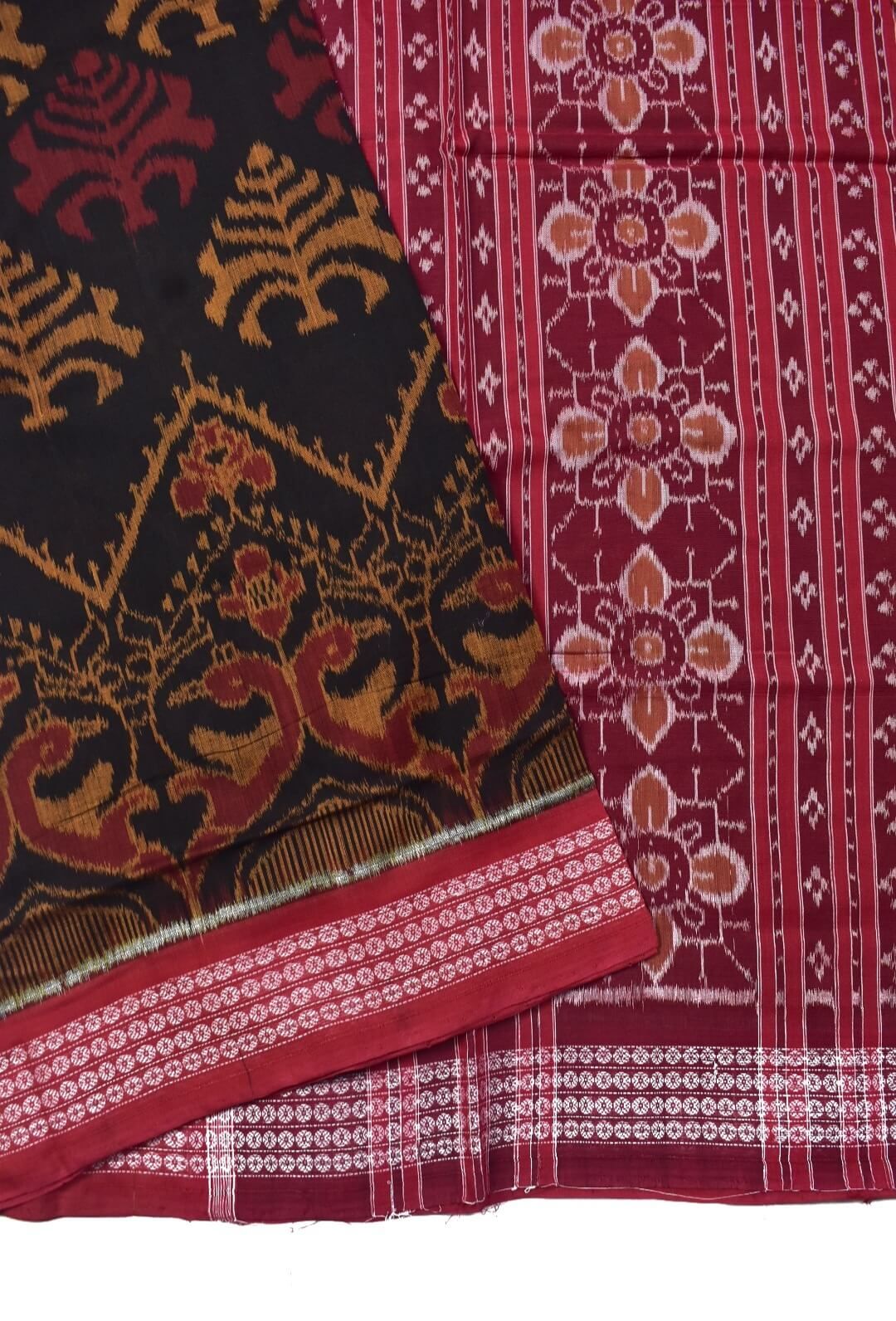 Black Colour Sambalpuri Handloom Bandha Cotton Saree - Image 3