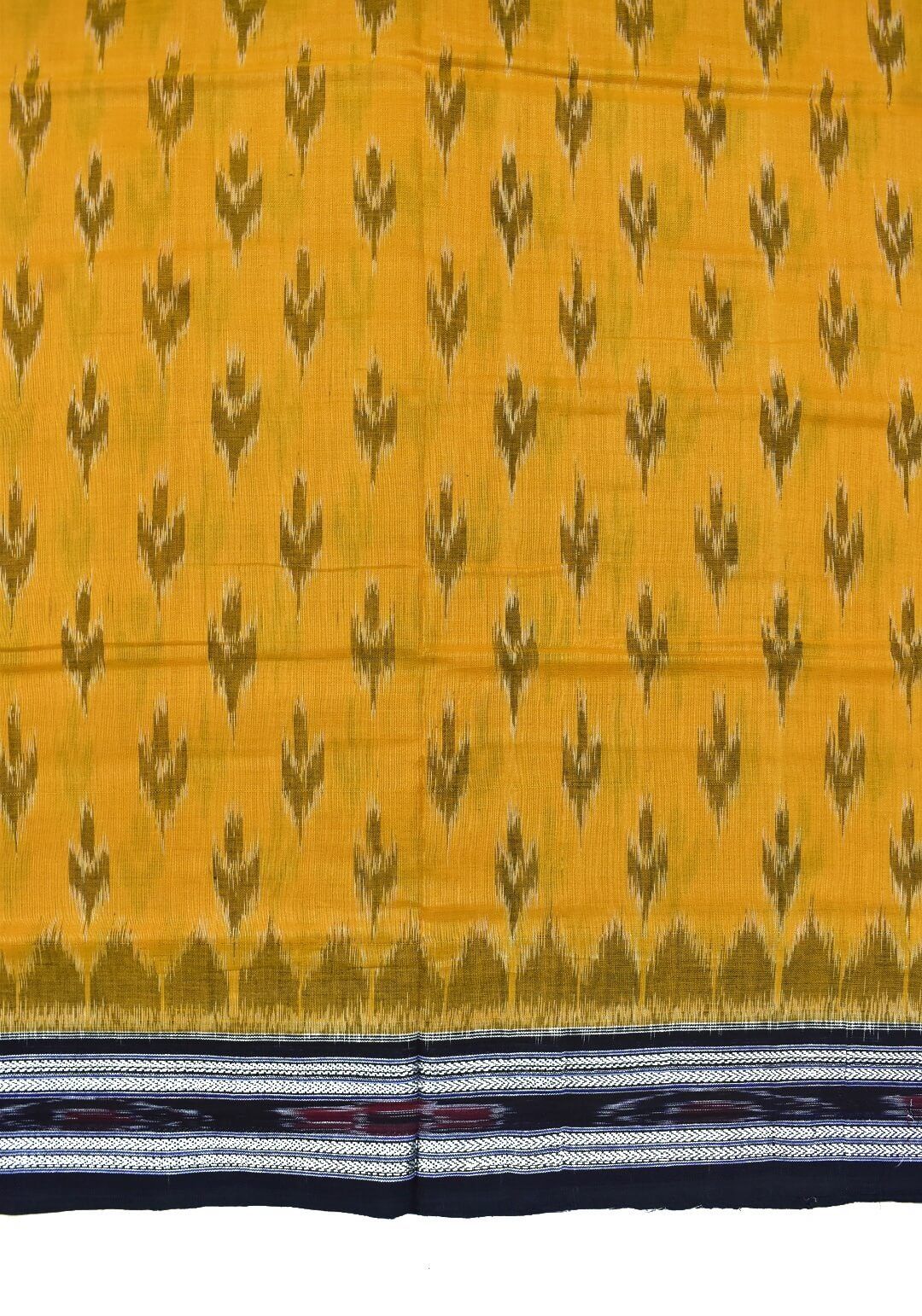 Yellow Colour Sambalpuri Handloom Mania Bandha Cotton Saree - Image 4