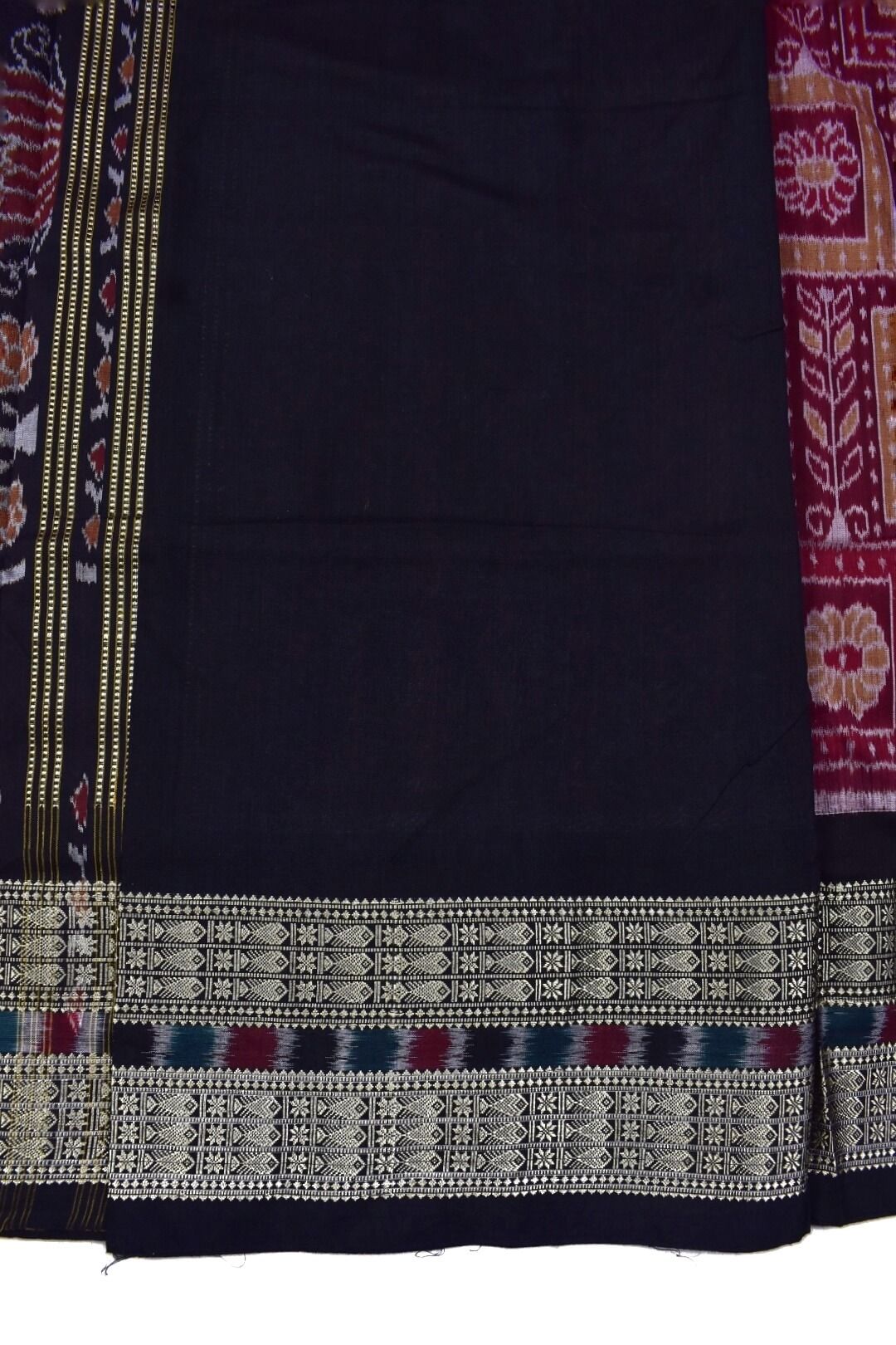 Maroon Colour Sambalpuri Handloom Cotton Bandha Saree - Image 5