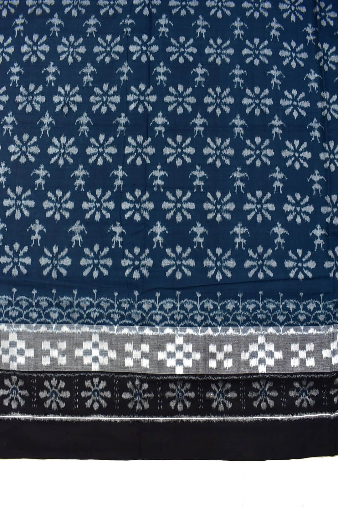 Sumati Colour Plane Border Sambalpuri Handloom Cotton Saree - Image 4