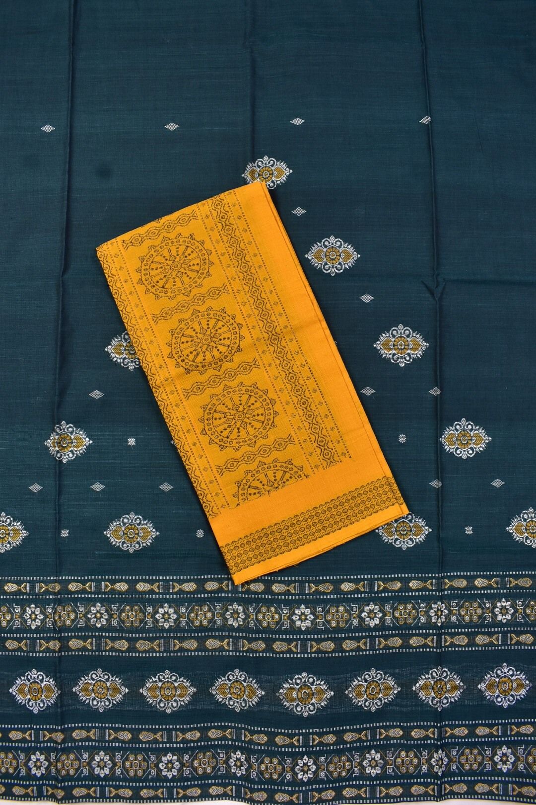 Green Colour Sambalpuri Handloom Bomkai Dress Material - Image 3