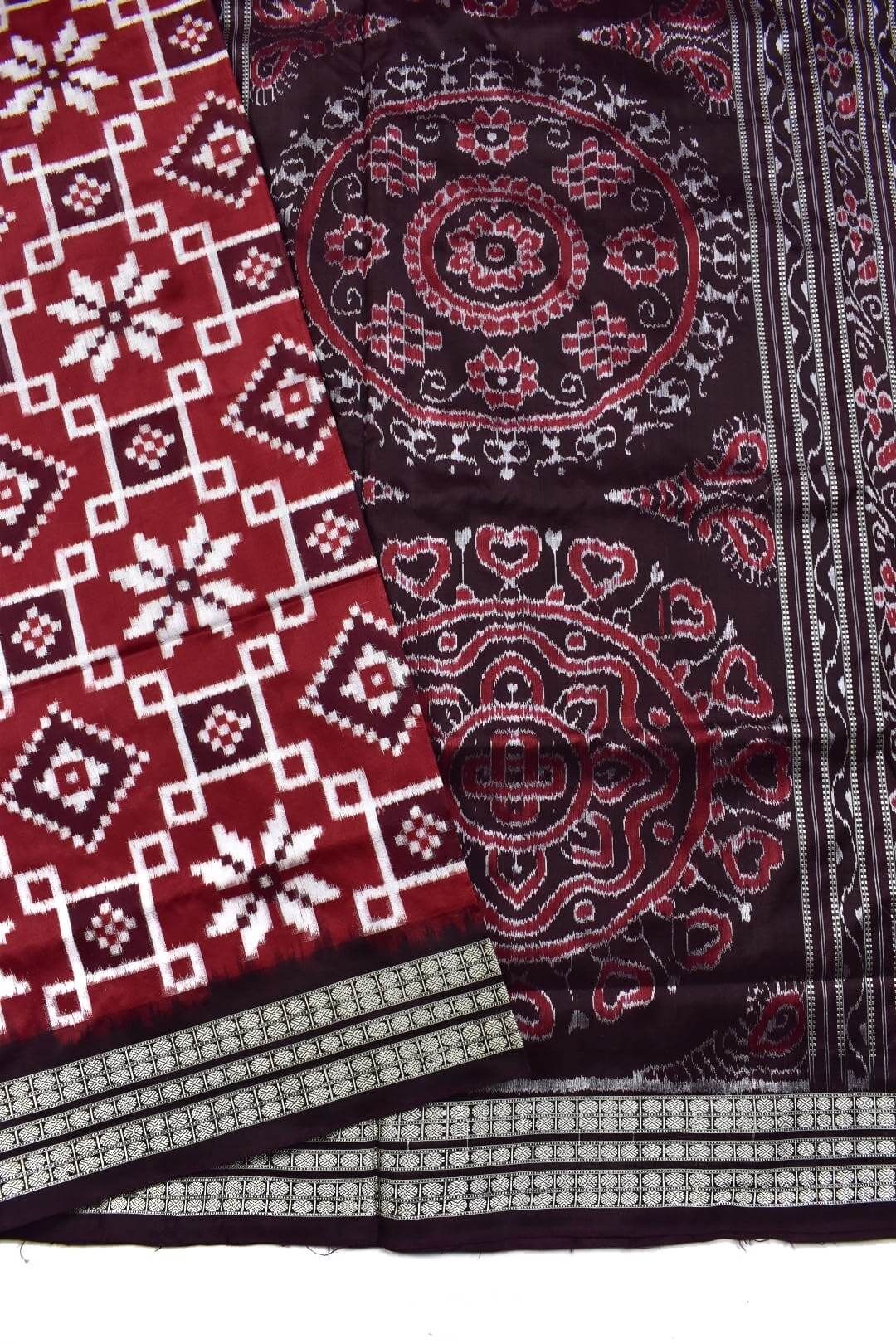 Maroon Colour Pasapali Design Sambalpuri Handloom Bandha Silk Saree - Image 3