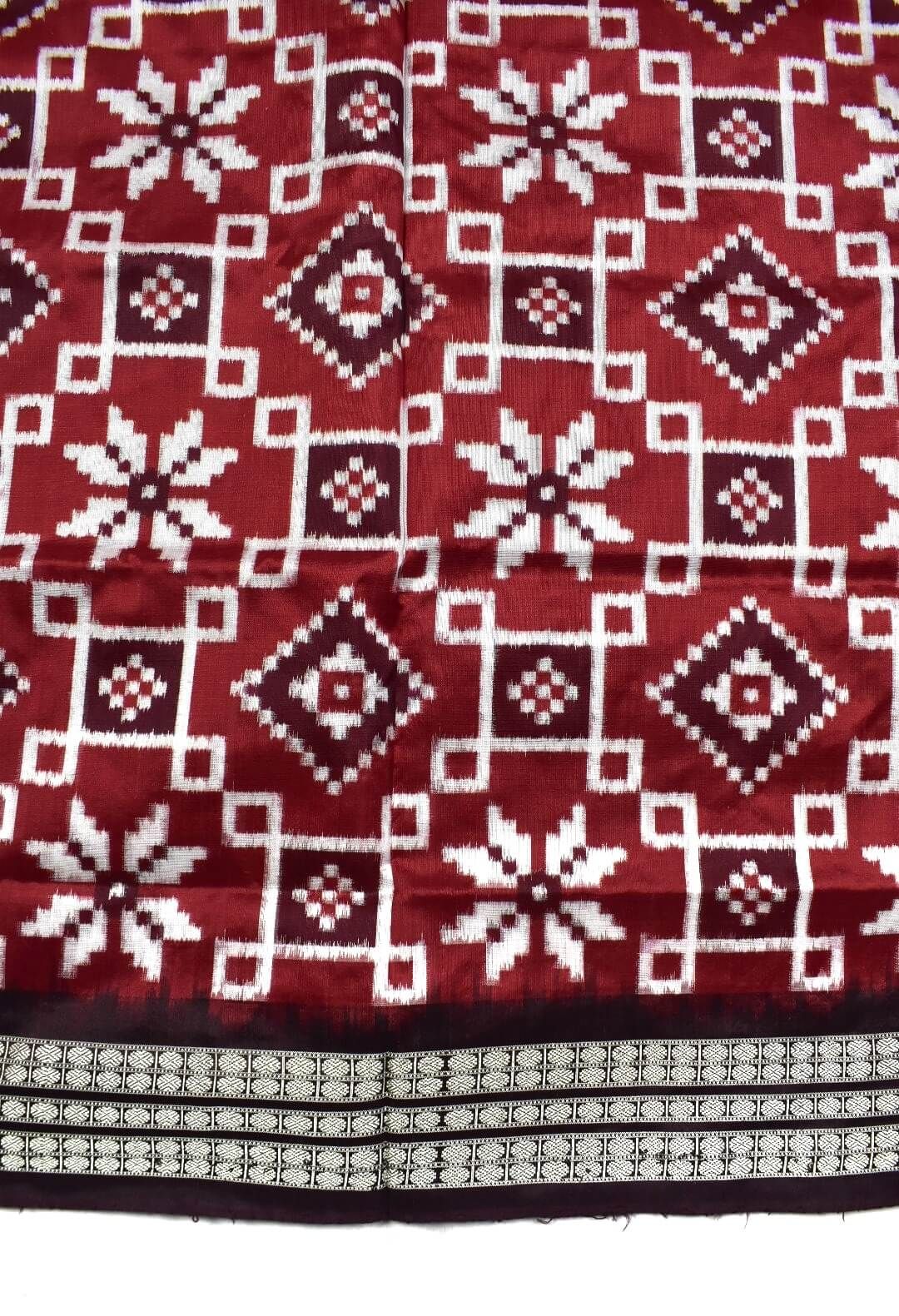 Maroon Colour Pasapali Design Sambalpuri Handloom Bandha Silk Saree - Image 4