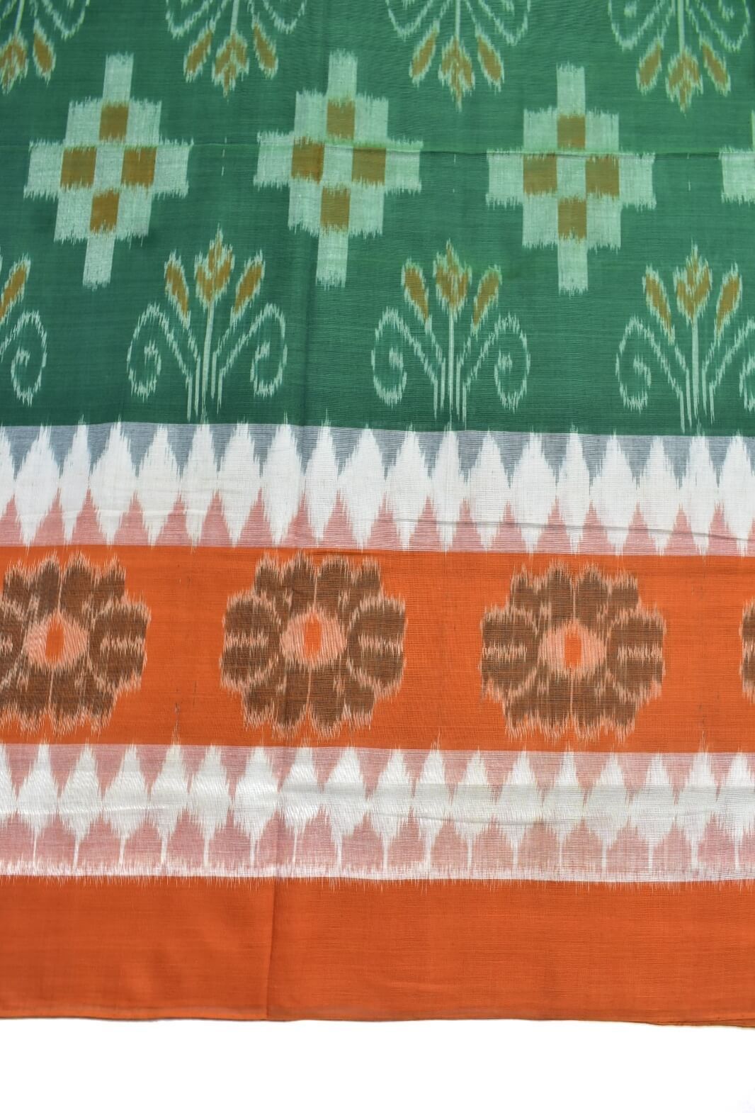 Green-Orange Colour Sambalpuri Handloom Mania Bandha Cotton Saree - Image 4