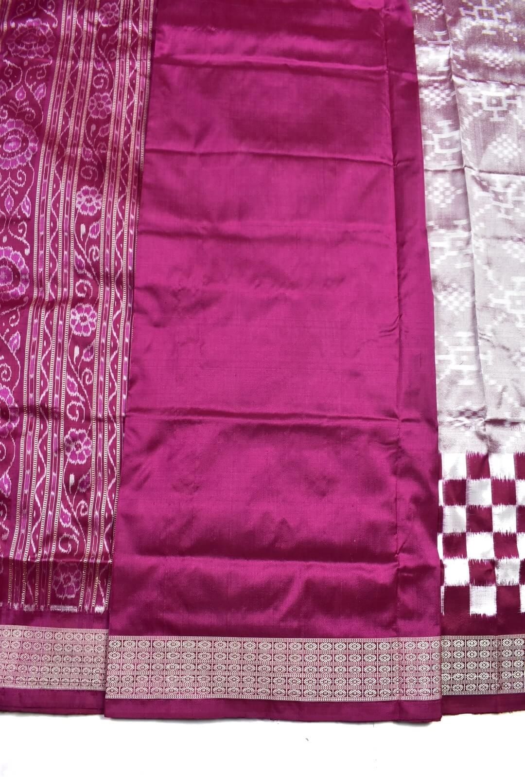 White Colour Sambalpuri Handloom Bandha Silk Saree - Image 5