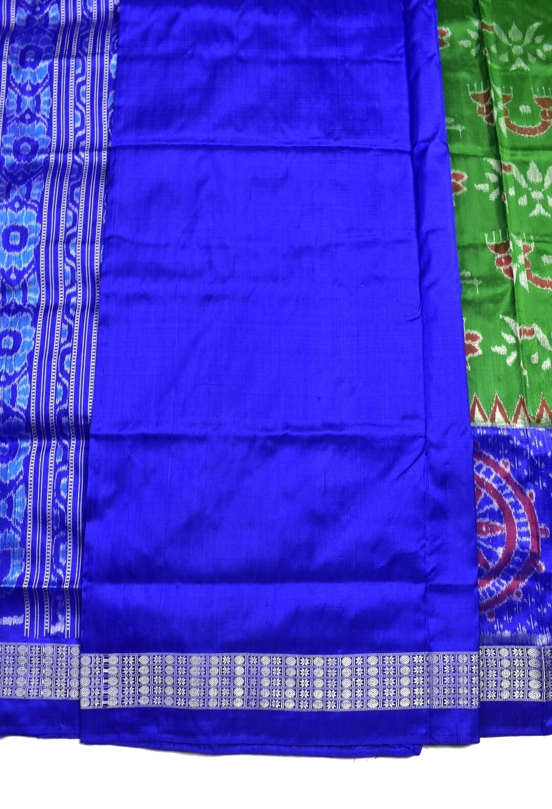 Green-Blue Colour Sambalpuri Handloom Bandha Silk Saree - Image 5