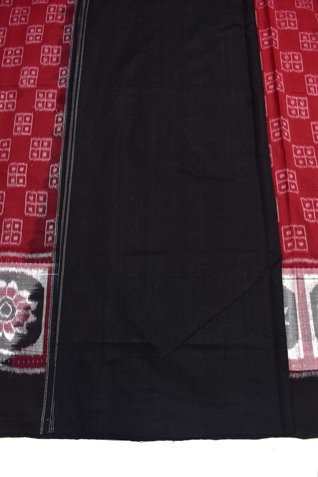 Red Colour Plane Border Sambalpuri Handloom Cotton Saree - Image 5