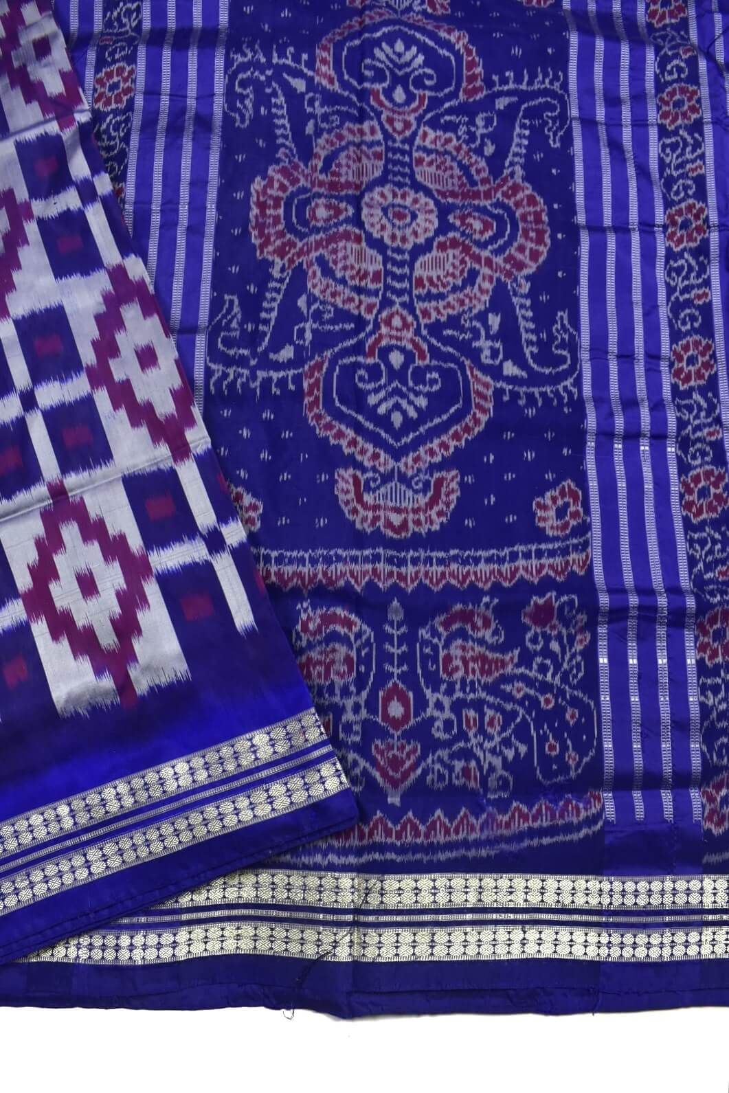 Blue-White Colour Sambalpuri Handloom Bandha Silk Saree - Image 3