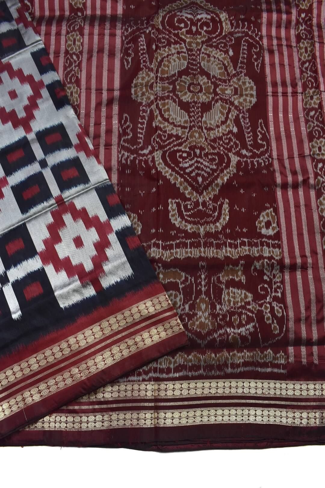 White-Red Colour Sambalpuri Handloom Bandha Silk Saree - Image 3