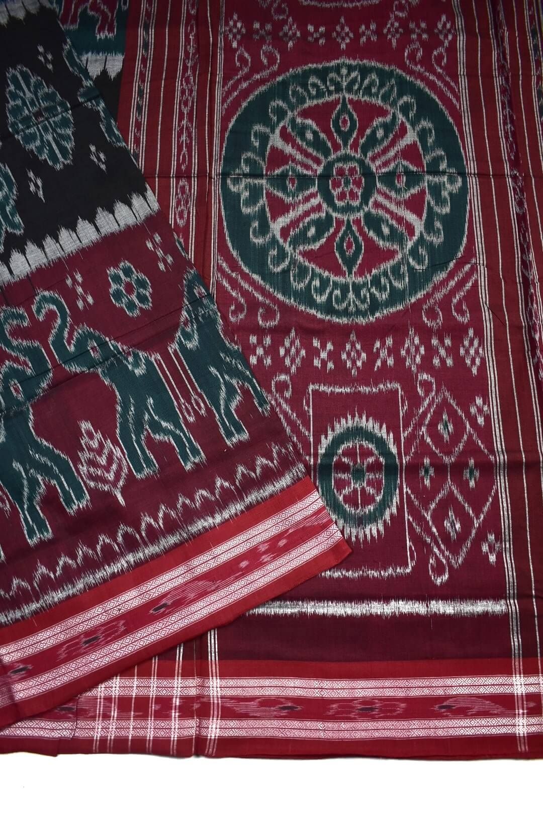 Red-Black Colour Sambalpuri Handloom Mania Bandha Cotton Saree - Image 3