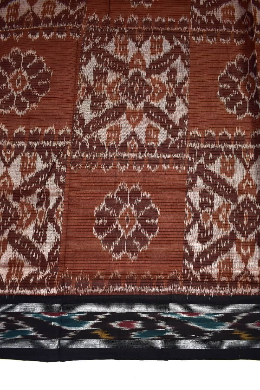 Maroon Colour Sambalpuri Handloom Mania Bandha Cotton Saree - Image 4