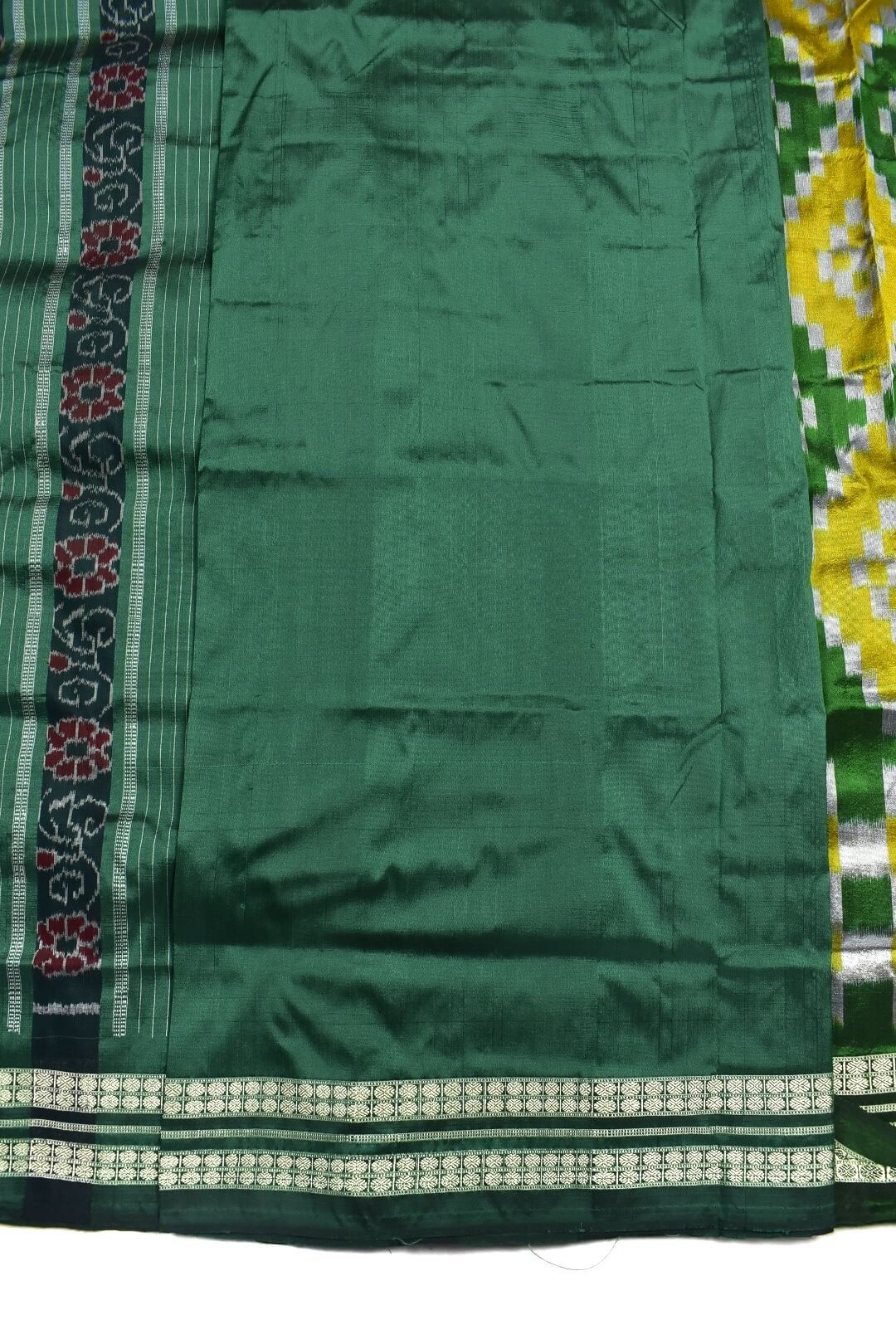 Green-Yellow Combination Pasapali Design Sambalpuri Handloom Bandha Silk Saree - Image 5