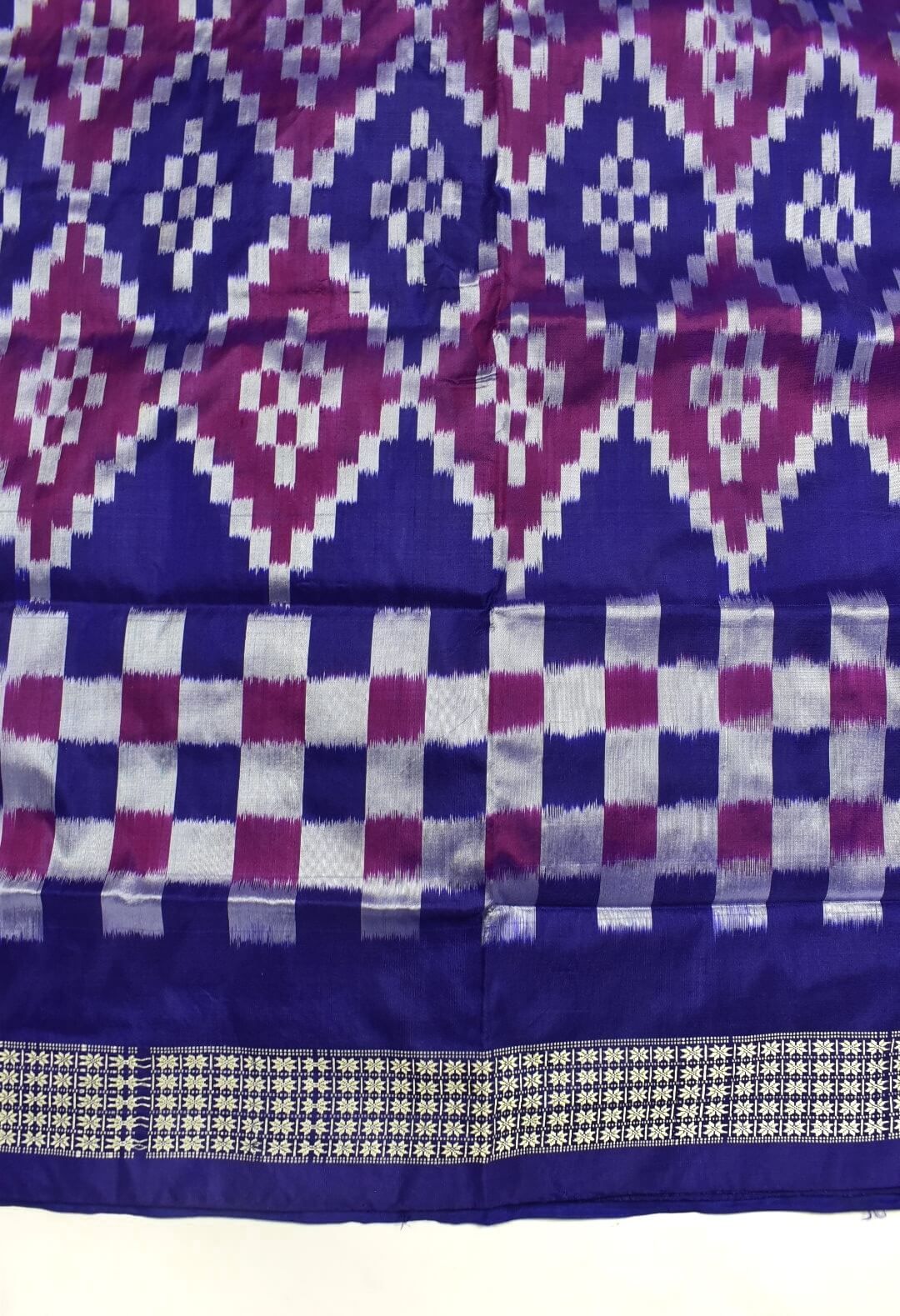 Blue-Purple Combination Pasapali Design Sambalpuri Handloom Bandha Silk Saree - Image 4