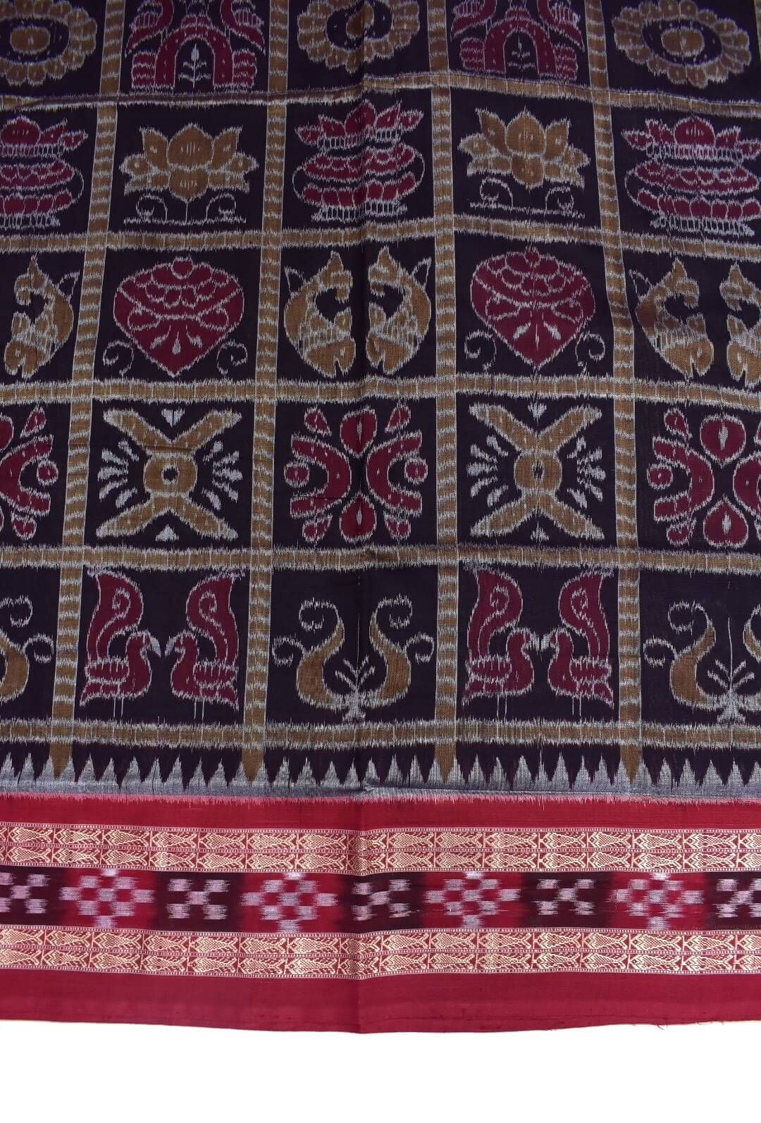 Black Colour Sambalpuri Handloom Bandha Cotton Saree - Image 4