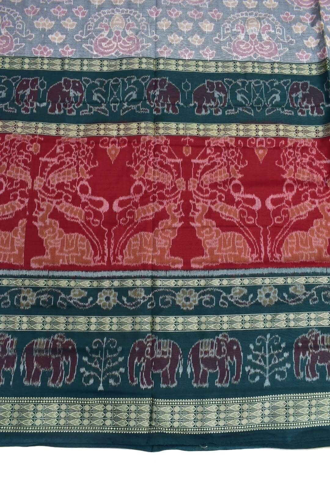 White-Red Colour Sambalpuri Handloom Bandha Cotton Saree - Image 4