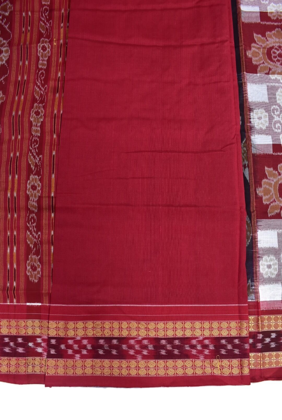 Black-Red Colour Sambalpuri Handloom Bandha Cotton Saree - Image 5