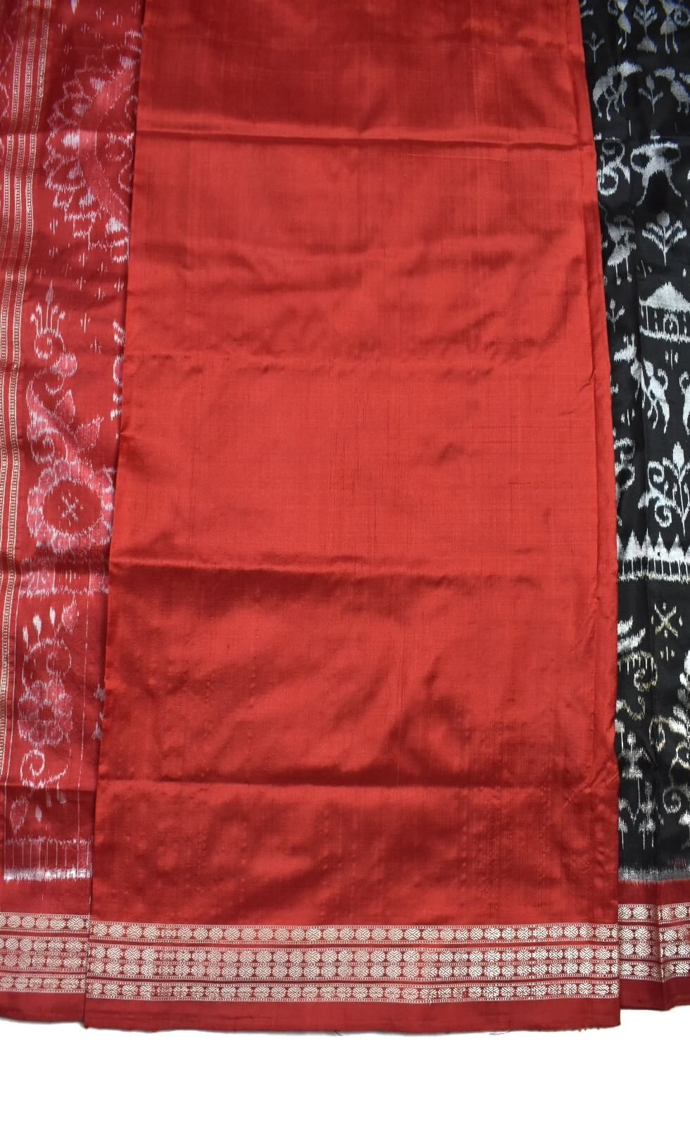 Black Colour Sambalpuri Handloom Bandha Silk Saree - Image 5